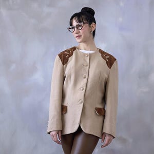Vintage beige wool blazer with dark brown details, Unique 80s wool elegant blazer womens jacket, vintage old money academia jacket - M/L