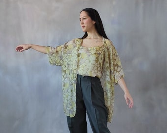 Ensemble en soie à fleurs verte, ensemble salon en soie à fleurs, haut transparent vert, chemisier à fleurs en soie ensemble vert femme, chemisier en soie vert, ensemble pour femmes