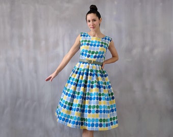 Vestido de cóctel vintage de algodón con lunares coloridos de los años 50, vestido azul y amarillo con vuelo de los años 50, vestido midi vintage de resort de corte entallado y largo hasta la rodilla - S