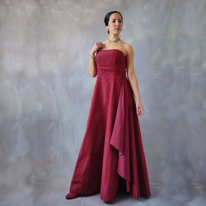 Vintage Red Princess gown, Burgundy ball gown vintage prom evening dress, old money red wedding guest dress, red graduation occasion wear -S
