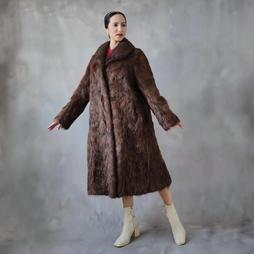 【THE TOÉ】Christmas Furcoat 41k9KW6mLeL._SY350_QL65_.jpg