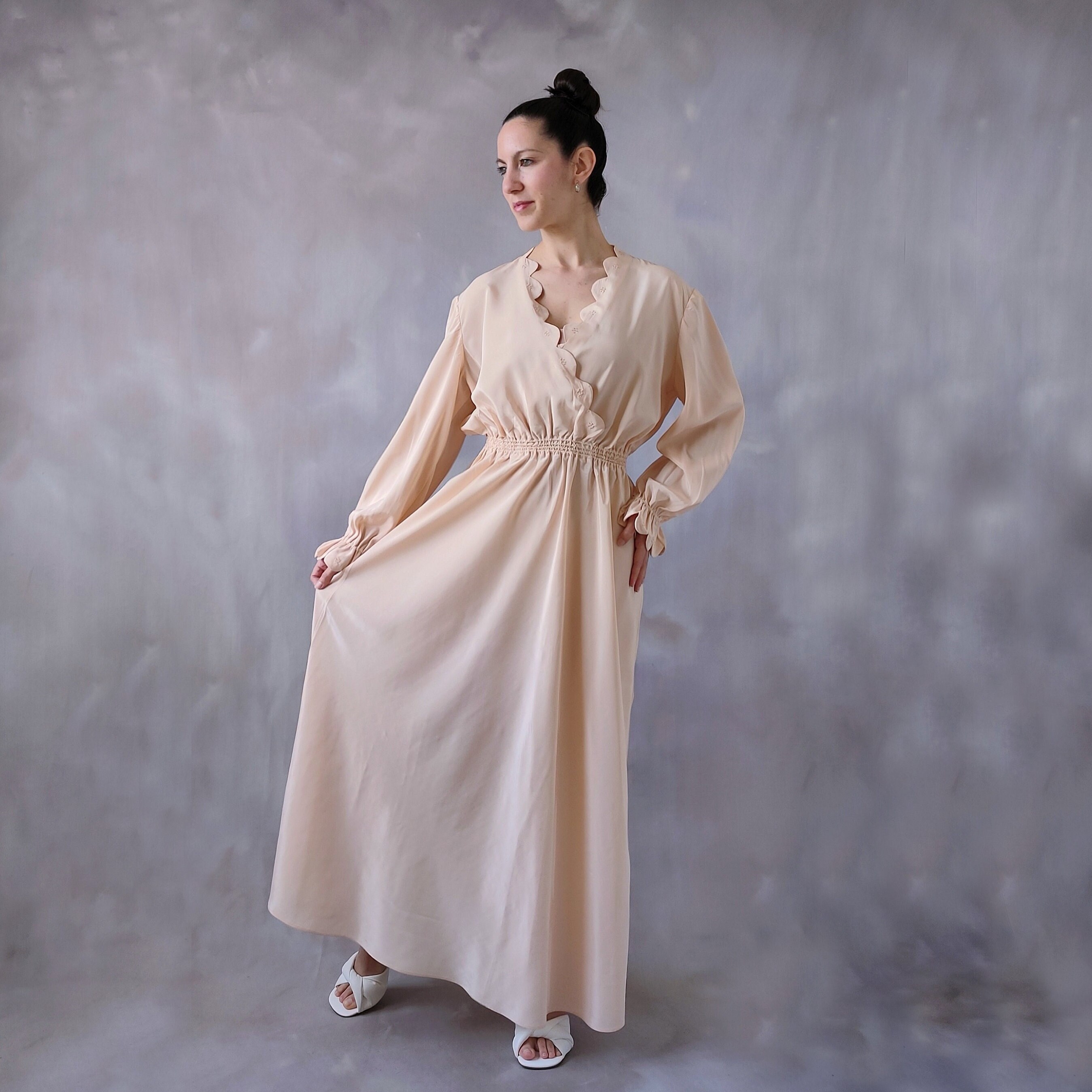 Glamorous Night Gown Nude Robe, Romantic Lingerie Pink Dressing Gown, Old Hollywood Vintage