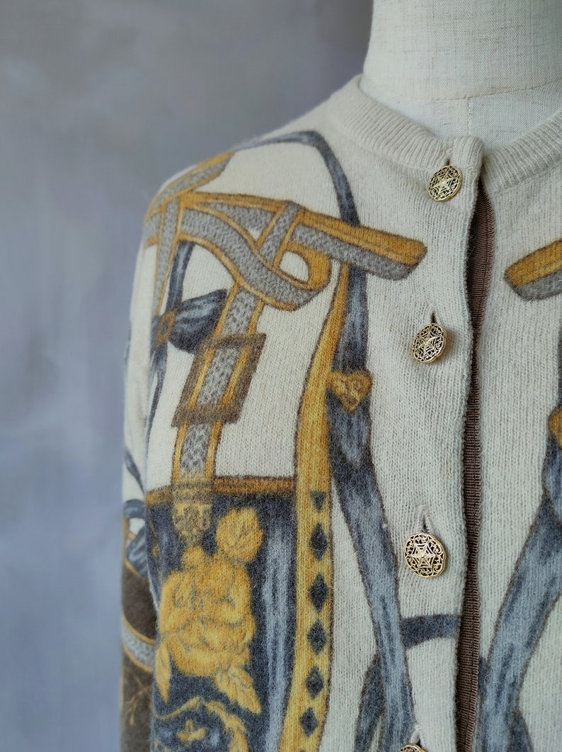 Scarf printed wool cardigan, vintage beige equestrian sweater, cashmere sweater wool cardigan, angora sweater dressy cardigan, wool jacket Bild 8