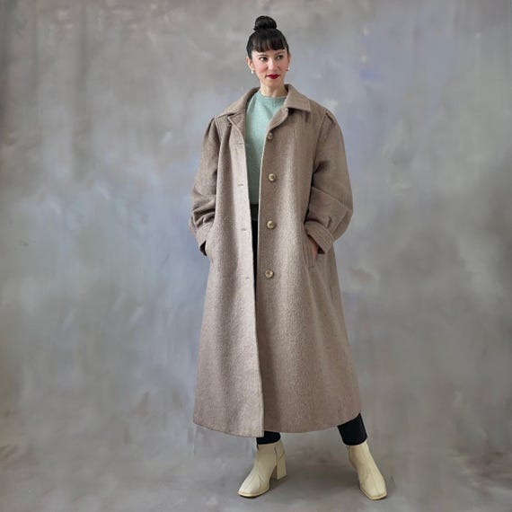 Vintage 80s Llama Wool Overcoat: Beige Mid-calf Winter Coat
