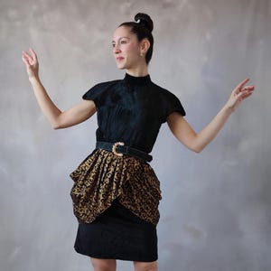 Vintage Black and gold velvet party mini Dress, Brocade Peplum fitted elegant velvet dress, Black short old money quiet luxury 80s dress -XS