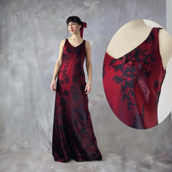 Vintage Burgundy Floral Evening Gown: Iridescent Taffeta Formal Dress Vintage Burgundy Floral Evening Gown: Iridescent Taffeta Formal Dress