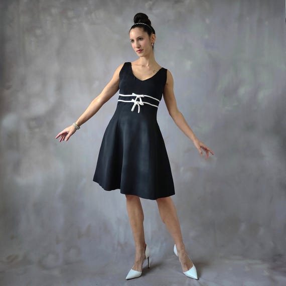 green emerald velvet dress Black Tube Flare Mini Dress