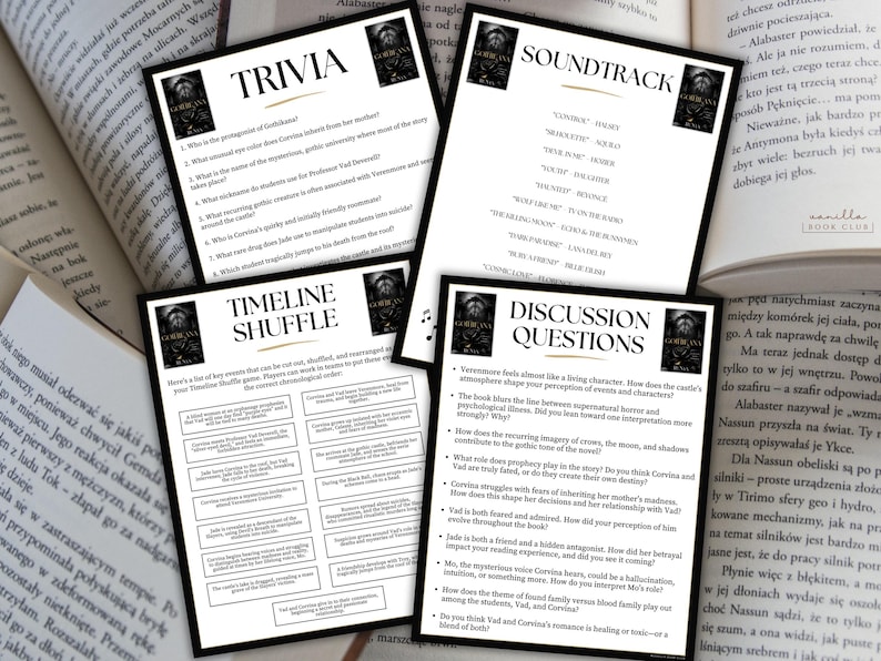Puede incluir: Cuatro tarjetas impresas en blanco y negro con texto sobre una mesa con libros abiertos. Las tarjetas est&aacute;n etiquetadas como "Trivia", "Timeline Shuffle", "Soundtrack" y "Discussion Questions". Las tarjetas tienen un tema g&oacute;tico.