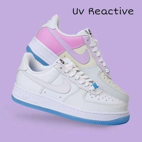 UV-intrekbare aangepaste luchtmacht 1 | Handbeschilderd | aangepaste trainers | geschilderde sneakers | gepersonaliseerde trainers | aangepaste sneakers | Cadeau sneaker