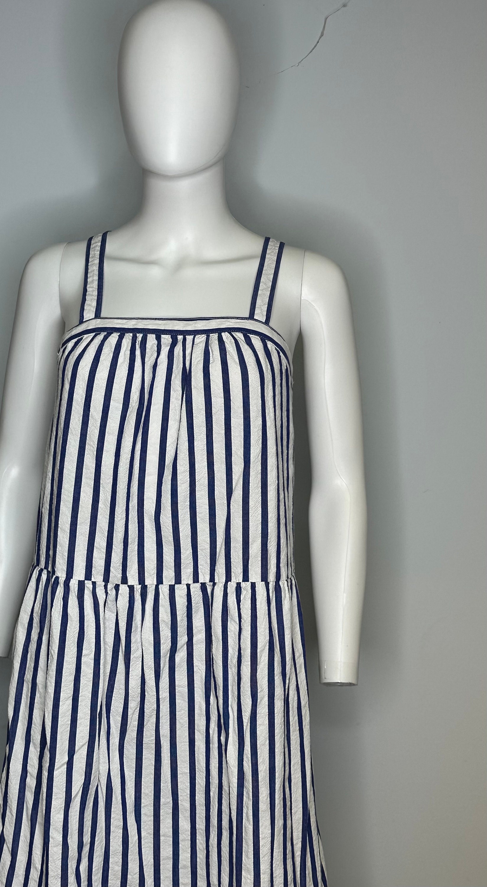 Universal Thread Blue and White Sundress Universal Thread Blue and White Sundress