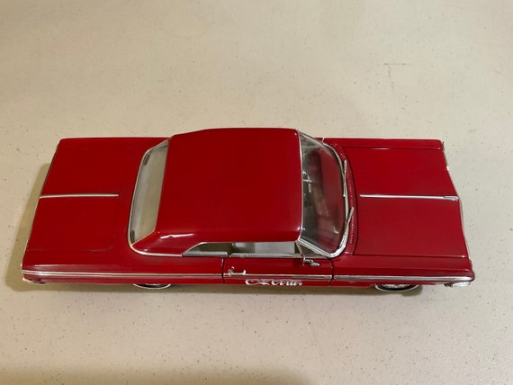 Johnny Lightning White Lightning Coca Cola 1964 Chevy Impala