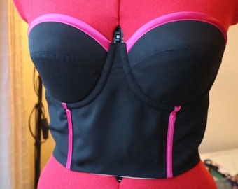 Taglia M/44 corsetto nero con finiture rosa
