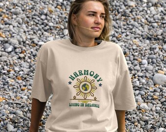 Andligt sinnad harmoni i balans överdimensionerad t-shirt i ekologisk bomull
