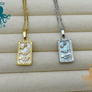 Die Mond Tarot Halskette * weißer Hintergrund * NEUES Vintage Design * Gold/Silber Die Mond Tarot Karte Anhänger Halskette*