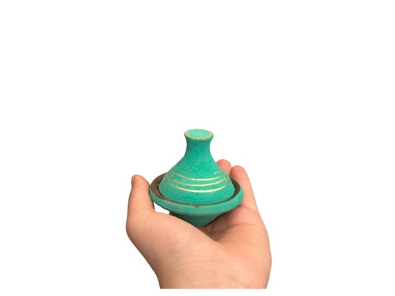 Rouge à Lèvres Artisanal Aker Fassi 100% Bio Et Naturel, Fait Main Au Maroc - Teinte Rouge, Fini Mat