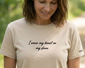 Camiseta para mamá de perro, personalizada para dueño de perro, camiseta extragrande con nombre personalizado en la manga.