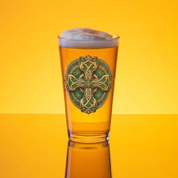 Irish Celtic Shield Pint Glass