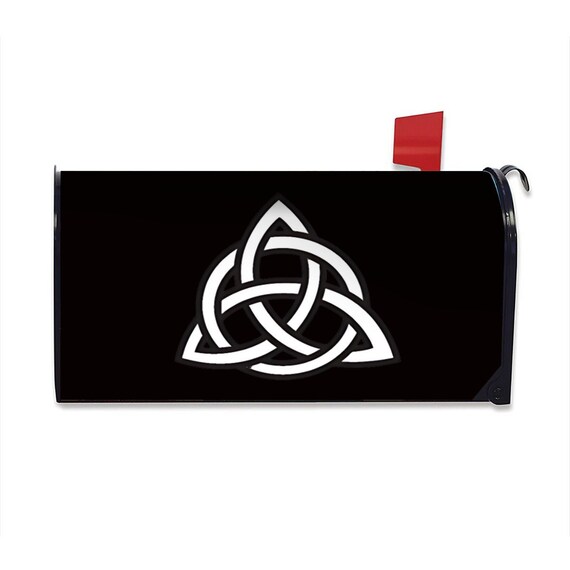 Celtic Triquetra Knot Mailbox Cover