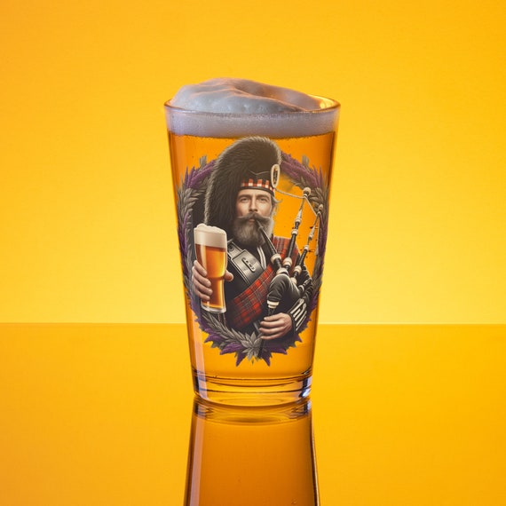 Scottish Bagpiper Shaker Pint Glass