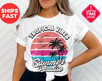 Camiseta Tropical Vibes: Camiseta con estampado de palmeras al atardecer vintage