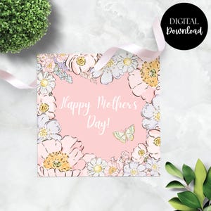 Étiquette-cadeau Joyeuse fête des mères 2,5 x 2,5 po., rose, violet, estrades blanches, étiquette parfaite pour aller avec des fleurs données à la fête des mères à l'église