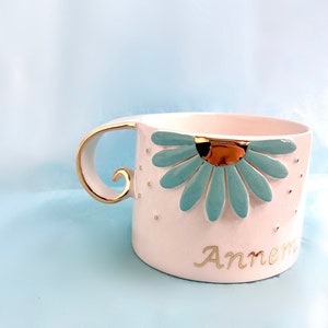 Mug en céramique fait main Best Mom ou Anne avec carte de vœux et bracelet marguerite image 5