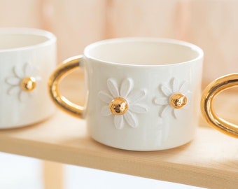 Handgefertigte Keramiktasse Daisy Gänseblümchen Margerite 24 Karat Gold Tasse