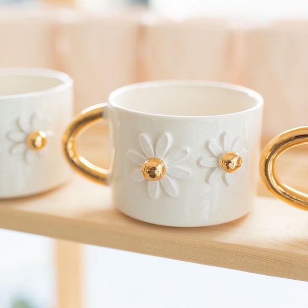 Handgefertigte Keramiktasse Daisy Gänseblümchen Margerite 24 Karat Gold Tasse