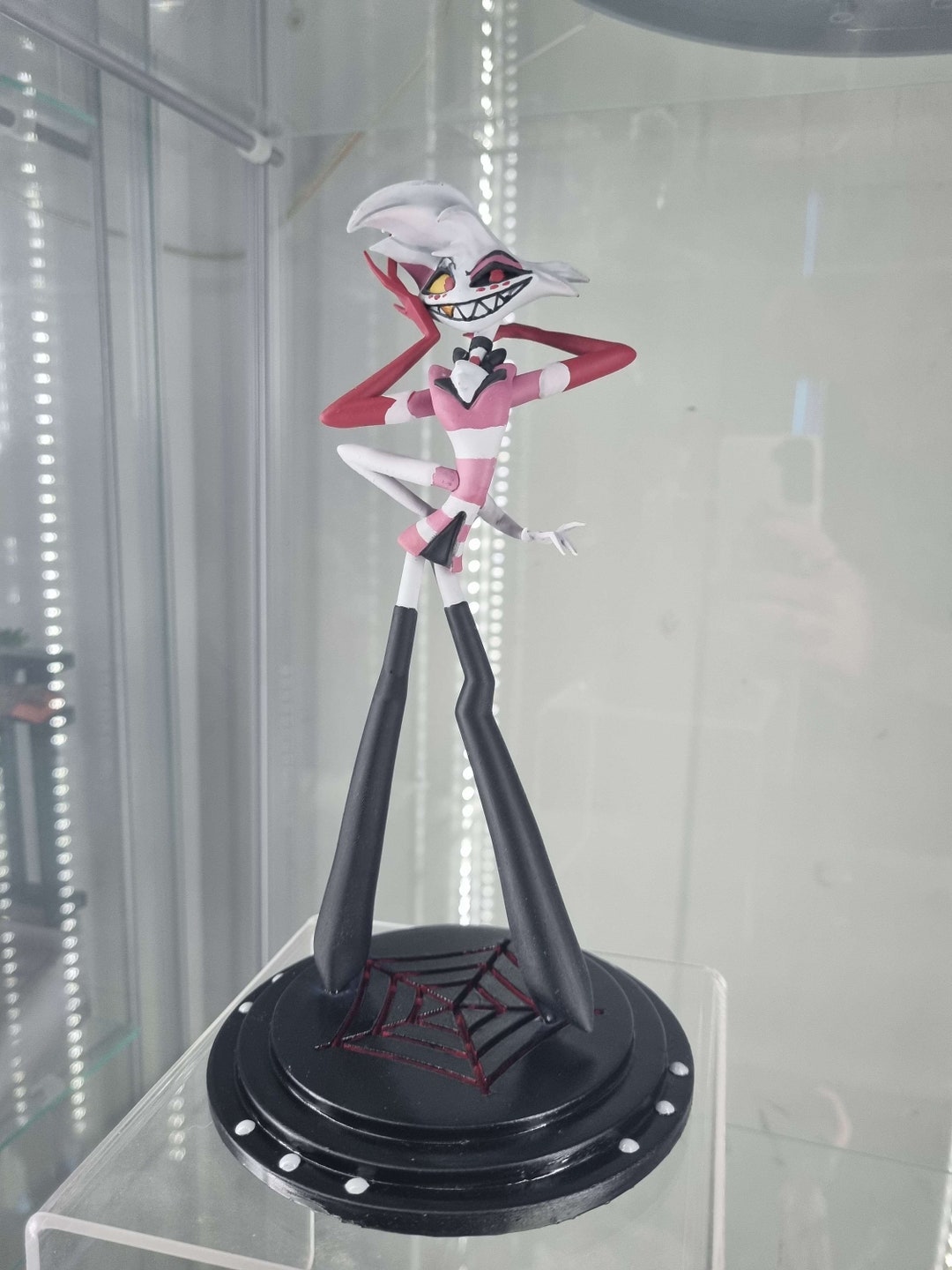 ハズビンホテル エンジェルダスト フィギュア ピンズ付き 未開封