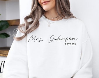 Personalized Gift for Bride, Wedding Gift, Honeymoon Pajamas, Bride To Be Gift, Custom Bridal Gift, Bride Sweatshirt, Bridal Shower Gift