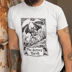 Urban Legends Jersey Devil Tarot Card Shirt, jersey duivel shirt, tarot kaart shirt, tarot kaart, horror shirt, halloween shirt, cadeaus voor hem.