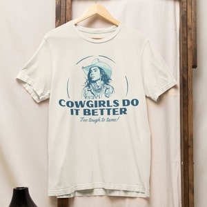 Shirt cowgirl, shirt retro cowgirl, western grafisch T-shirt, westernshirt, T-shirt cowgirl, rodeoshirts, meisjesrodeo countrywesternshirts