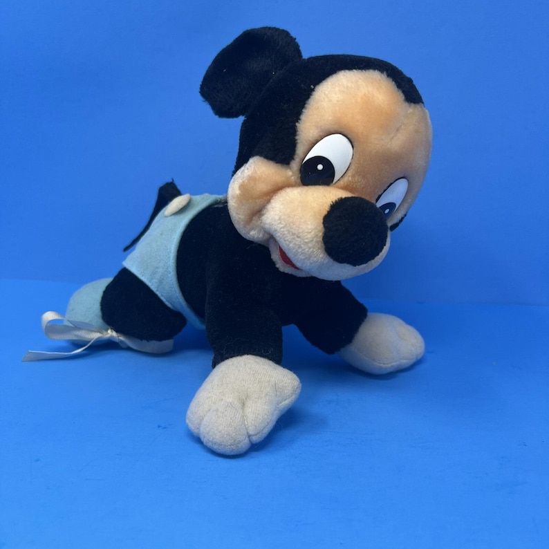 ディズニー ベビー ミッキーマウス ぬいぐるみ 10インチ ハイハイポーズ ヴィンテージぬいぐるみ 1984年製。 画像 1