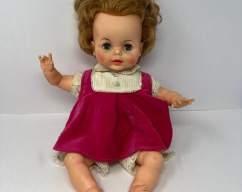 Idealna lalka Kissy 17 cali, różowa, vintage KB 17 E, z oczami do spania, z winylowego materiału