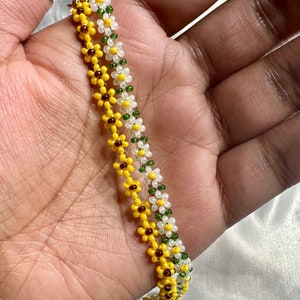 Sunflower Bead Flower Bracelet, Daisy Bead Flower Bracelet, Glass Bead Flower Bracelet, Gift For Her, Dainty Delicate Beads