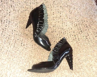 JEFFREY CAMPBELL-Michelle-Black Patent Leather-Unicorn Heel/Ruffles-Size 7-NWOB
