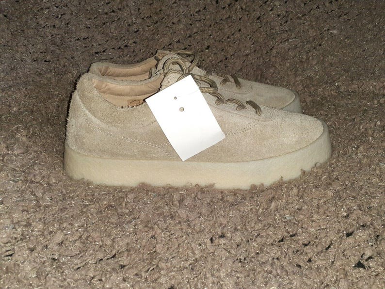 YEEZY-SEASON 6-Dk Beige Thick Shaggy Suede Sneaker-Tonal Crepe Sole-SZ 9-New image 4