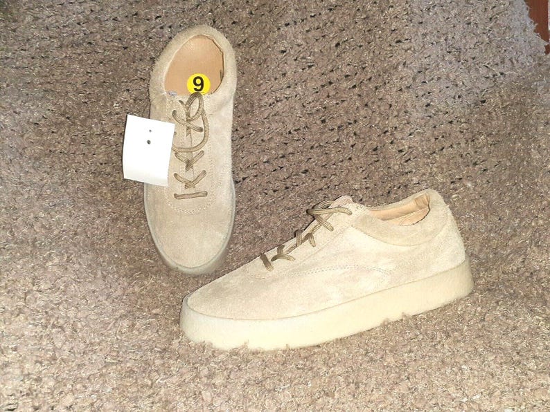 YEEZY-SEASON 6-Dk Beige Thick Shaggy Suede Sneaker-Tonal Crepe Sole-SZ 9-New image 1