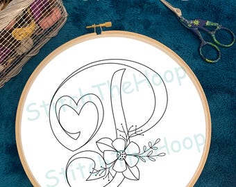 Handborduurpatroon met bloemenalfabet "P" - pdf-download DIY eerste valentijnscadeau