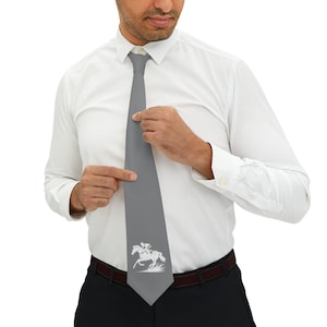 Cravate derby Belmont Stakes Cravate jockey Cadeau pour la fête des pères Tenue de derbies Cadeau pour homme Mariage Cadeau garçon d&#39;honneur Anniversaire Cravate propriétaire de cheval Cravate de course