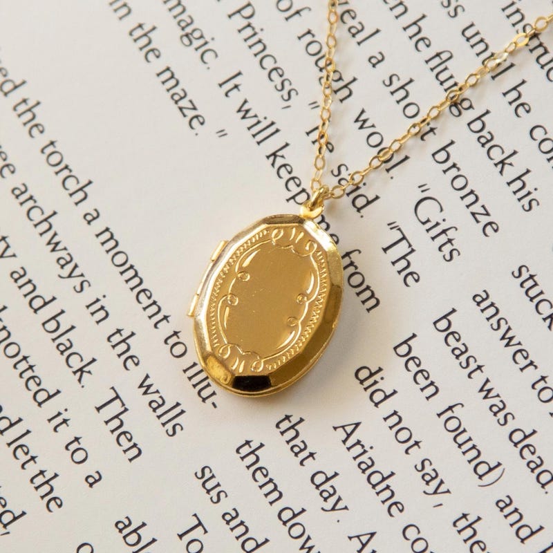 Simple Gold Locket - Etsy