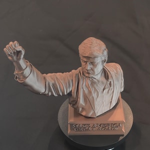 Donald Trump Fight,Fight,Fight statue. 3D printed Trump Bust Make America Great Again,  MAGA, Patriotism, President Donald Trump. DOGE. USA