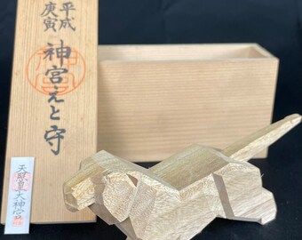 Japan hand made wood carving vintage zodiac animal tiger B rural craft