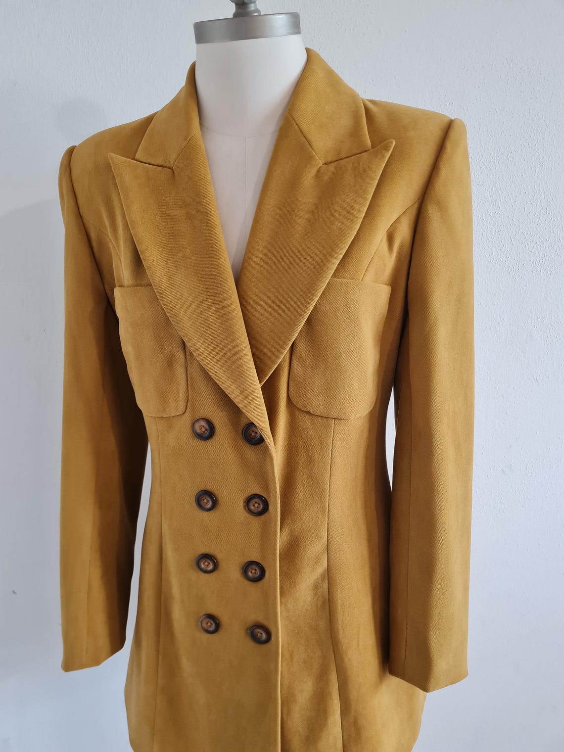 Senffarbener Vintageblazer 90er zweireihig, foto 4 de 5