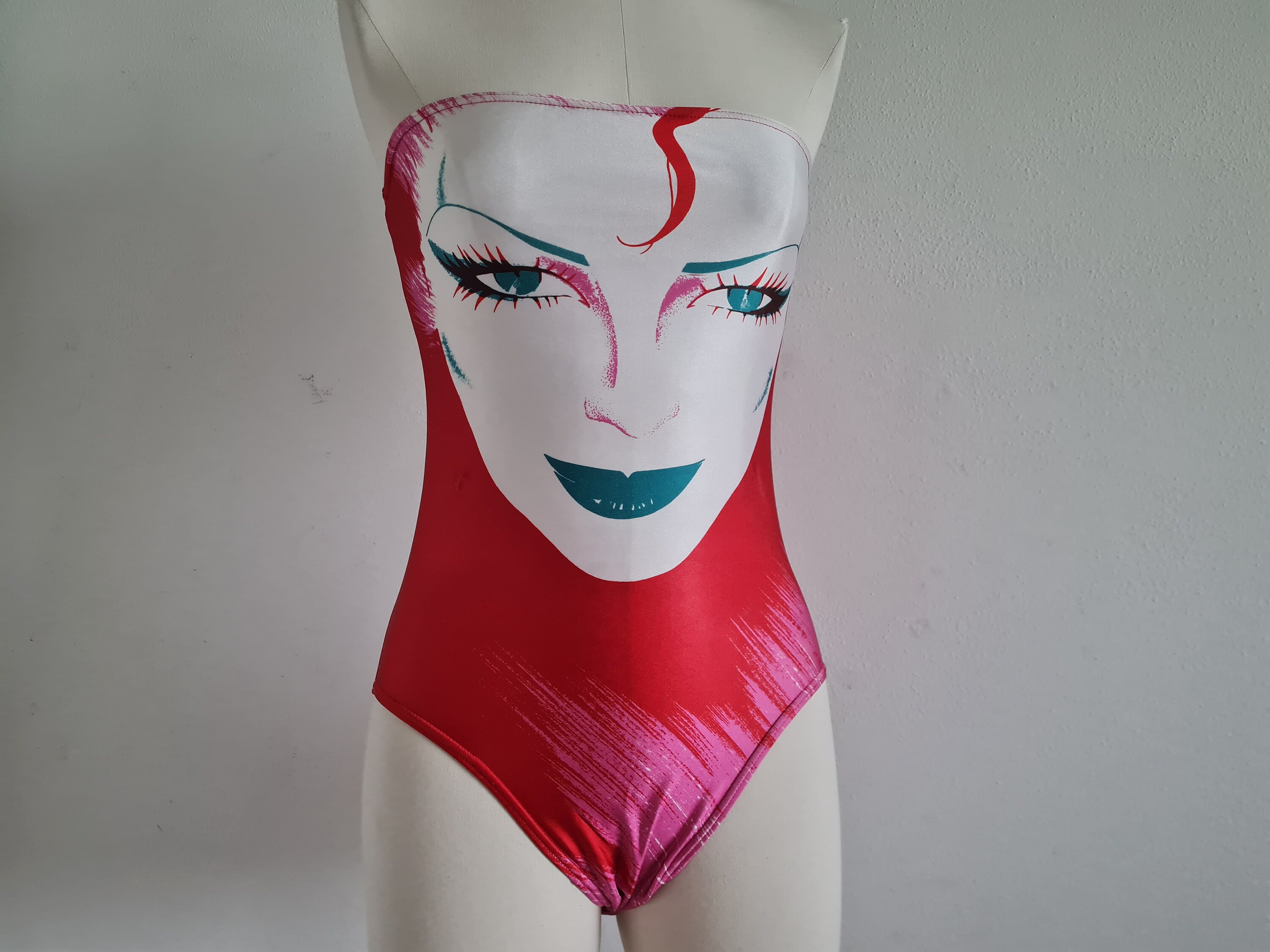 Costume da bagno vintage della Benetton Italia