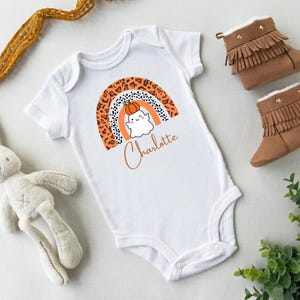 Baby bodysuit, pregnancy announcement, birth gift, personalized baby bodysuit, baby shower autumn, Leo pattern, little ghost, autumn baby