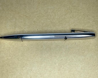 Sheaffer White Dot pen, balpen met klikmechanisme. Gebruikt, in uitstekende staat. Inclusief originele en werkende Sheaffer USA navulling.