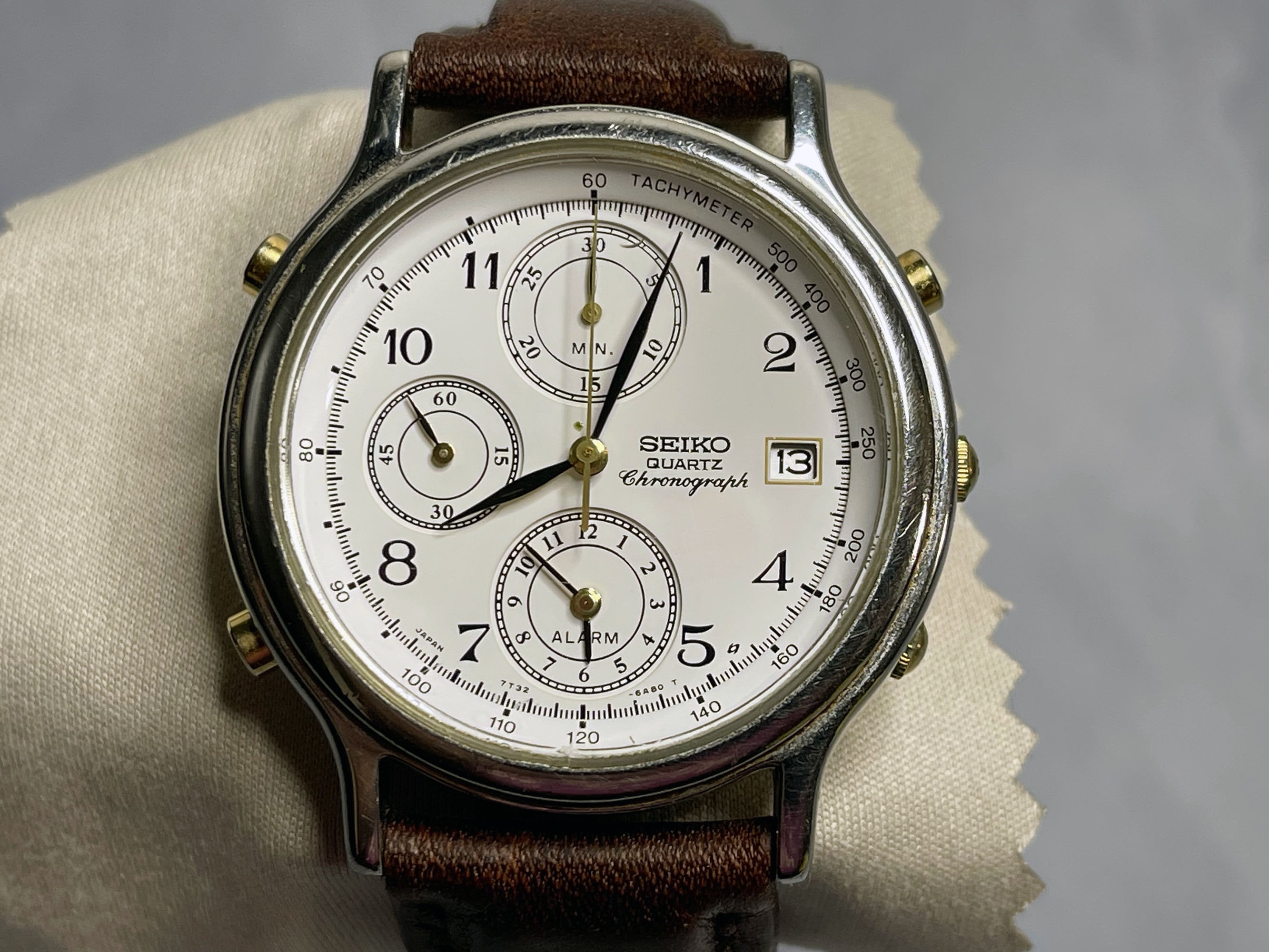 SEIKO Quartz Chronograph Ref 7T32-6A5B Used Vintage Watch From the