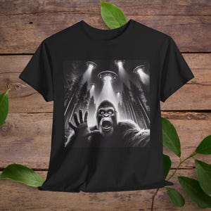 Bigfoot UFO Shirt, Sasquatch T-Shirt, Funny Bigfoot Tee, Bigfoot Gift, Unisex Tee