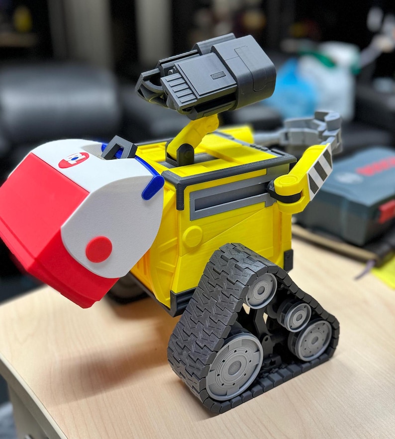 3D Printed WALLE Trash Compactor Robot Eve's Directive Classic